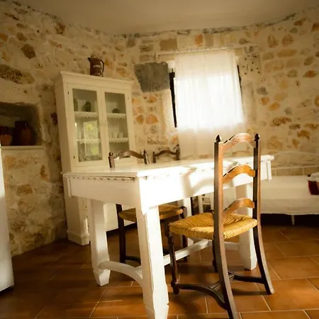 Casetta Letizia *
